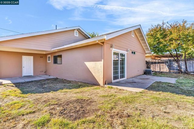 4141 Rita Dr, Martinez, CA 94553
