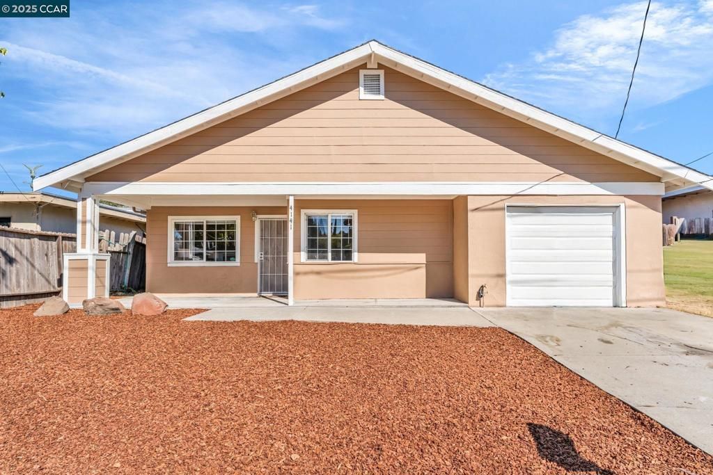 4141 Rita Dr, Martinez, CA 94553