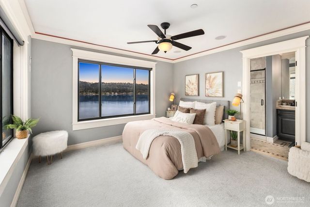 4013 E Lake Sammamish Shore Lane, Sammamish, WA 98075