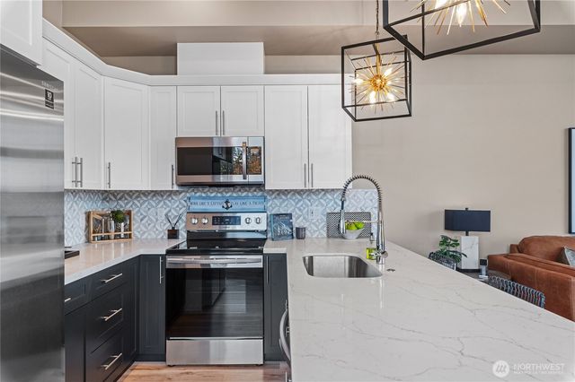 1157 Wheaton Way, Bremerton, WA 98310