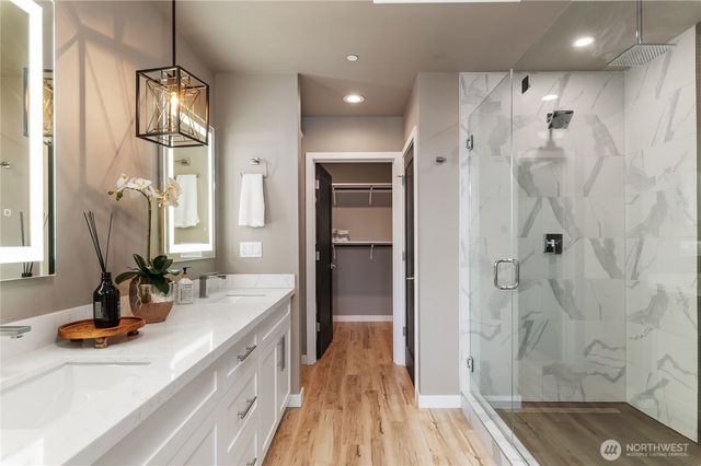 1157 Wheaton Way, Bremerton, WA 98310