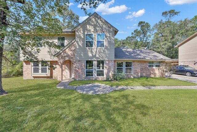 696 Ravensworth Drive, Conroe, TX 77302