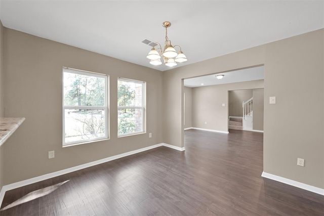 696 Ravensworth Drive, Conroe, TX 77302
