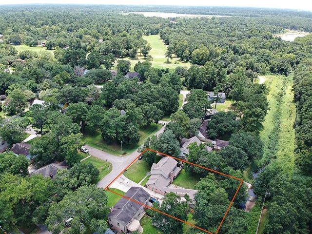 696 Ravensworth Drive, Conroe, TX 77302
