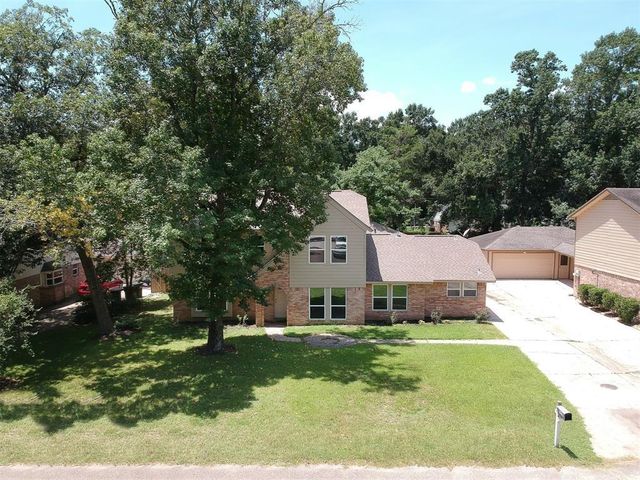 696 Ravensworth Drive, Conroe, TX 77302