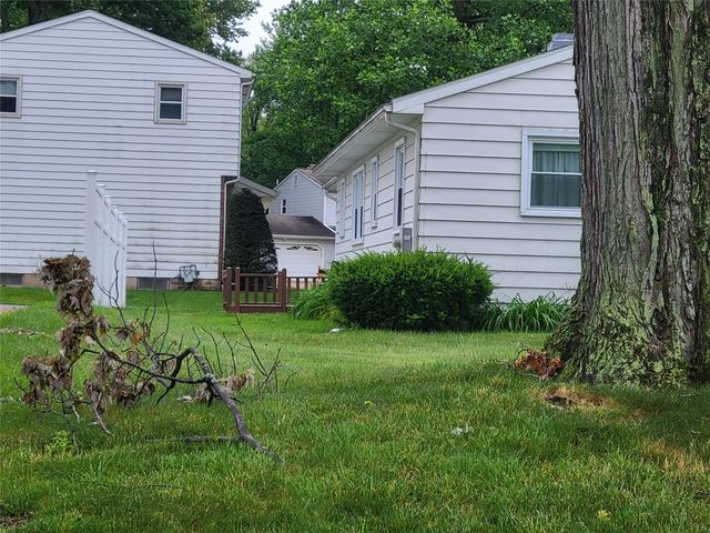 2831 PRESTA Court, Erie, PA 16506