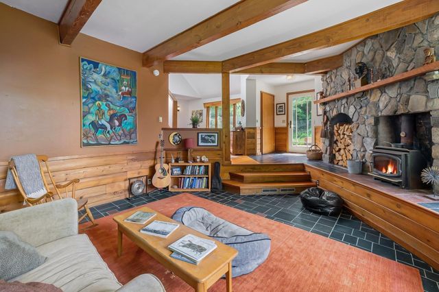 952 Bakersfield Road, Fletcher, VT 05444