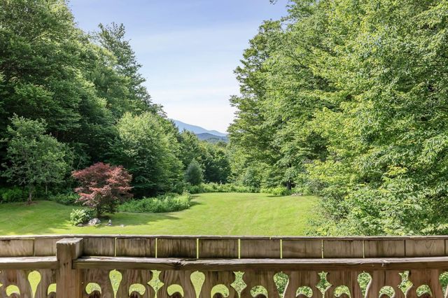 952 Bakersfield Road, Fletcher, VT 05444