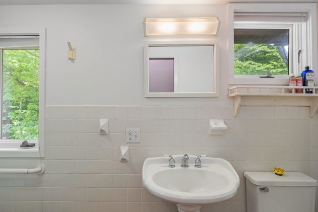 952 Bakersfield Road, Fletcher, VT 05444
