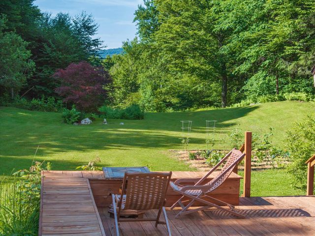 952 Bakersfield Road, Fletcher, VT 05444