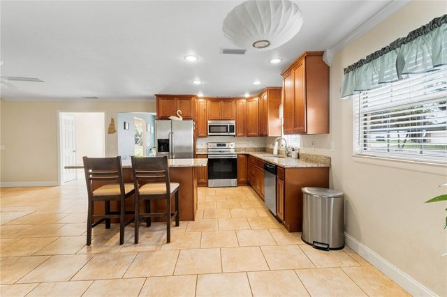 6227 WOODSFIELD WAY, Lakeland, FL 33813