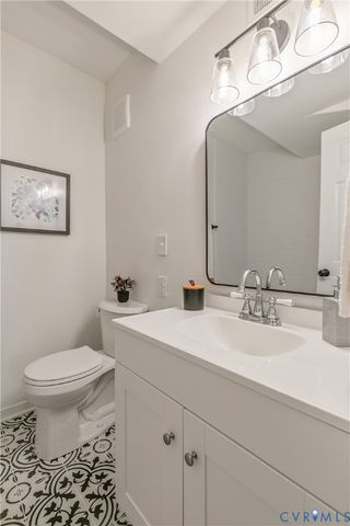 7263 Grace Ln, Mechanicsville, VA 23111