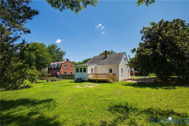 7263 Grace Ln, Mechanicsville, VA 23111