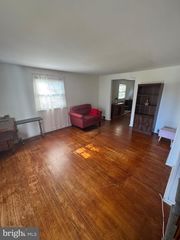 236 WILLARD DR, Ridley Park, PA 19078