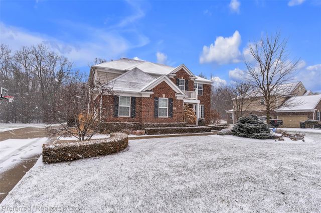 3230 Park Meadow Drive, Orion Charter Township, MI 48362