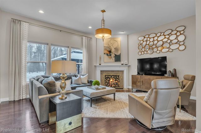 3230 Park Meadow Drive, Orion Charter Township, MI 48362