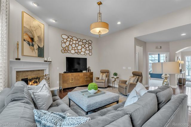 3230 Park Meadow Drive, Orion Charter Township, MI 48362