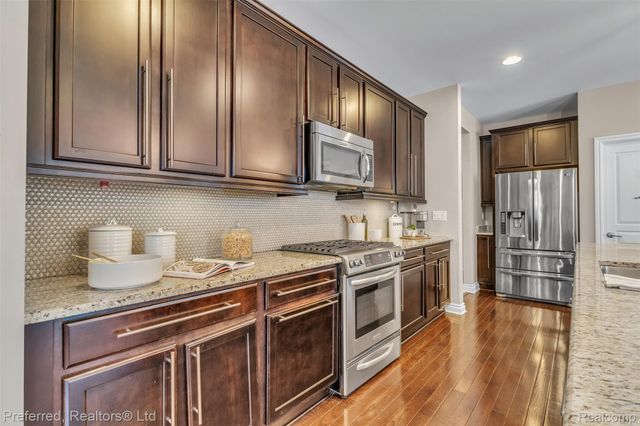 3230 Park Meadow Drive, Orion Charter Township, MI 48362