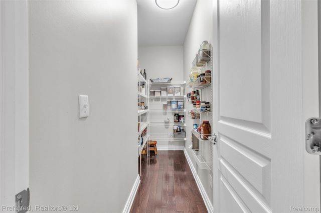 3230 Park Meadow Drive, Orion Charter Township, MI 48362