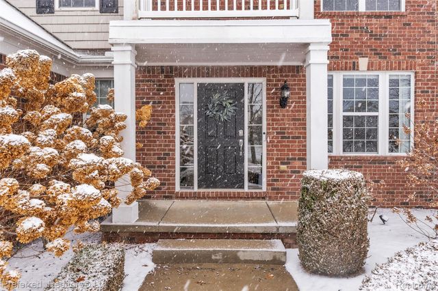 3230 Park Meadow Drive, Orion Charter Township, MI 48362