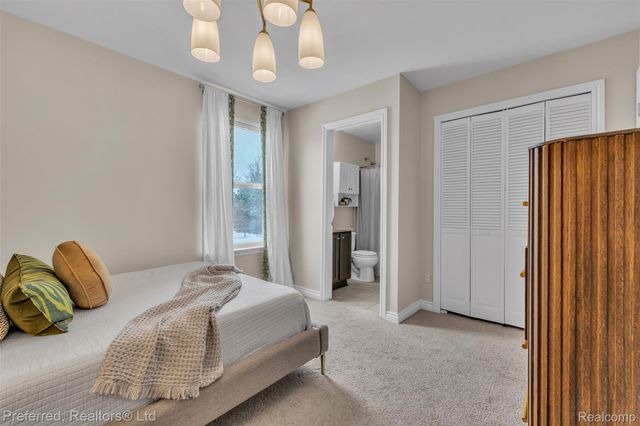 3230 Park Meadow Drive, Orion Charter Township, MI 48362