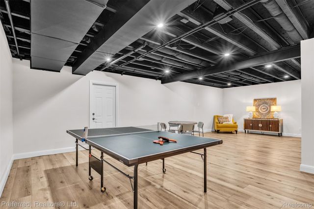 3230 Park Meadow Drive, Orion Charter Township, MI 48362