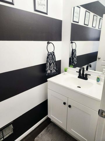 850 Henning Street, Dundee, MI 48131