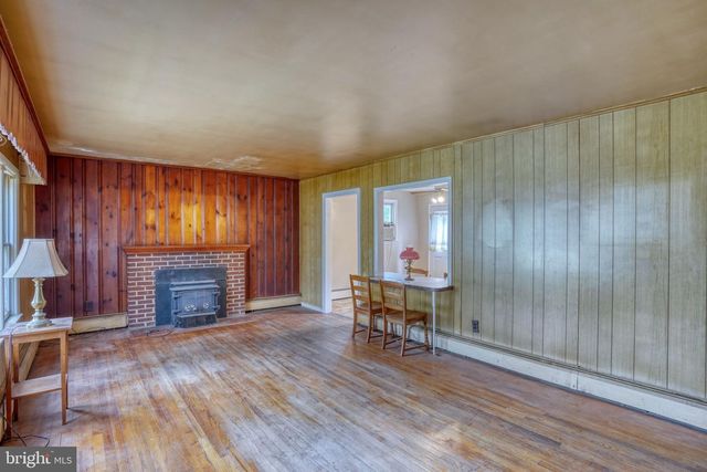 2927 FRAZER RD, Newark, DE 19702