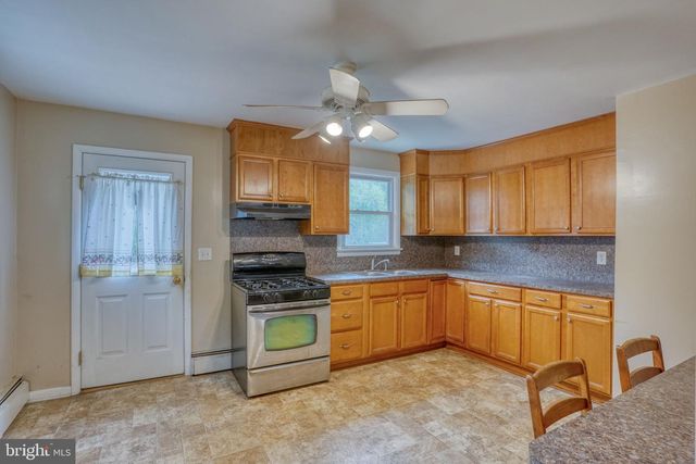 2927 FRAZER RD, Newark, DE 19702