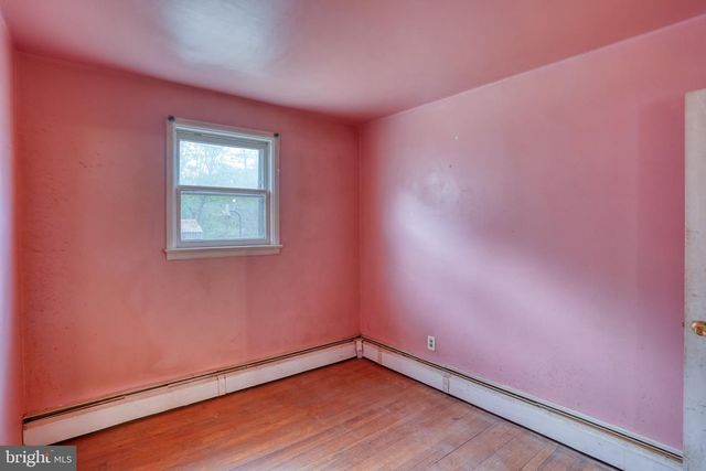 2927 FRAZER RD, Newark, DE 19702