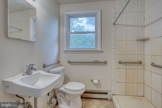 2927 FRAZER RD, Newark, DE 19702