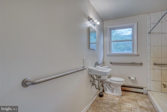 2927 FRAZER RD, Newark, DE 19702