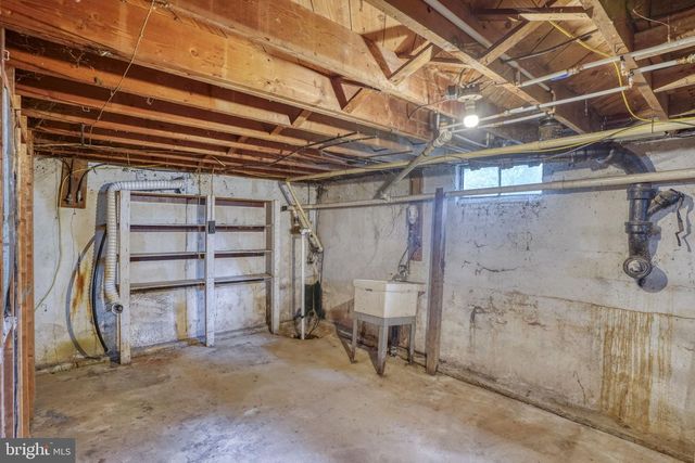 2927 FRAZER RD, Newark, DE 19702