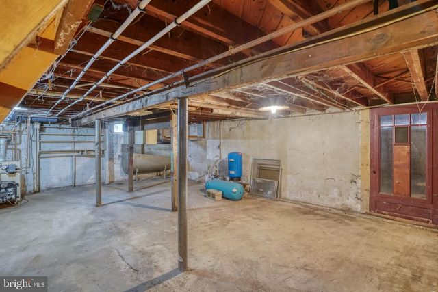 2927 FRAZER RD, Newark, DE 19702