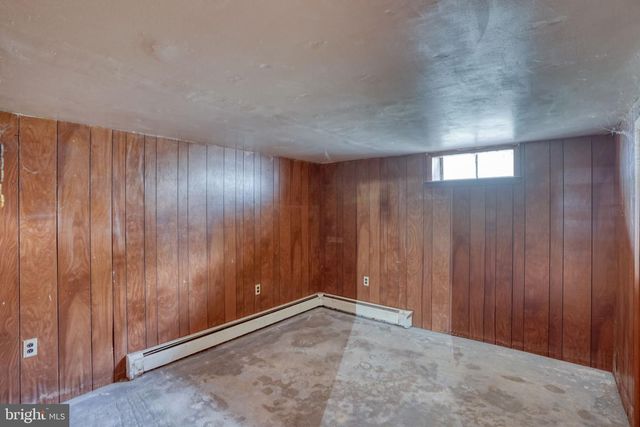 2927 FRAZER RD, Newark, DE 19702