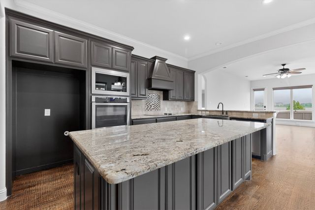 2313 Windjammer Way, Rowlett, TX 75088