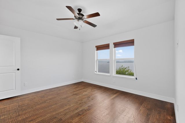 2313 Windjammer Way, Rowlett, TX 75088