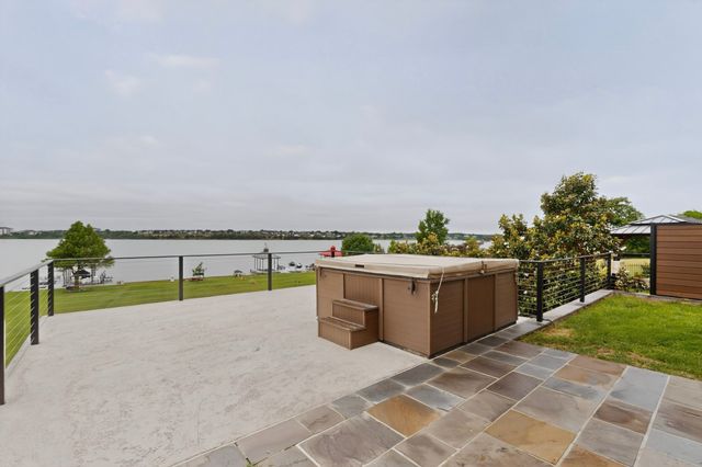 2313 Windjammer Way, Rowlett, TX 75088
