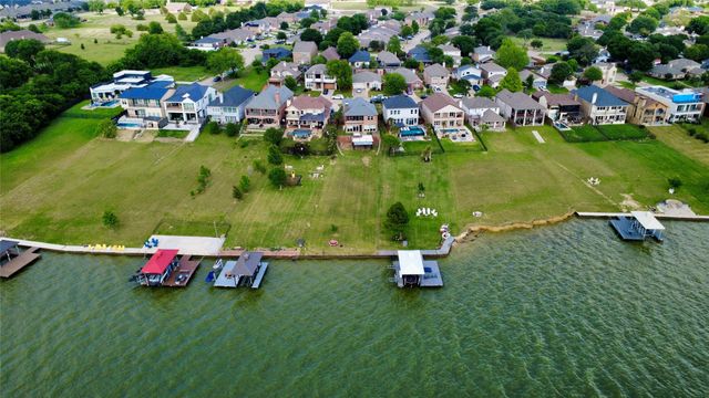 2313 Windjammer Way, Rowlett, TX 75088