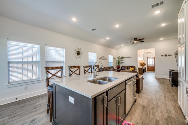 412 E Ash Street, Celina, TX 75009