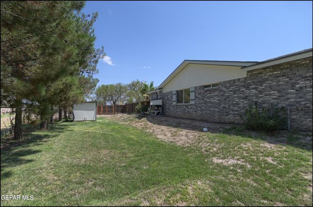 145 LIBBY Road, Canutillo, TX 79835