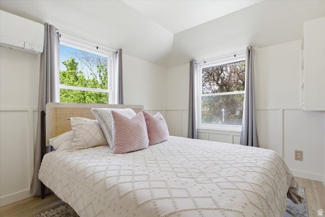 2009 E 1300 S, Salt Lake City, UT 84108