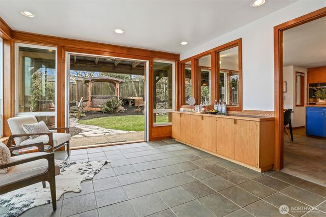 4815 NE 86th Street, Seattle, WA 98115