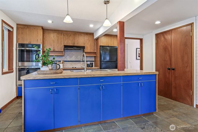 4815 NE 86th Street, Seattle, WA 98115