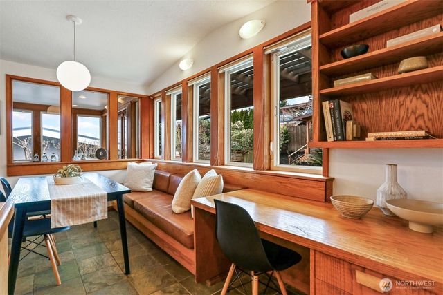 4815 NE 86th Street, Seattle, WA 98115