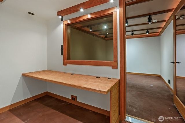 4815 NE 86th Street, Seattle, WA 98115