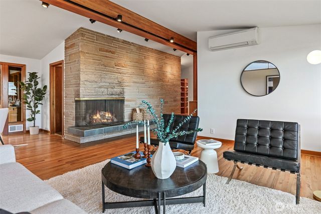 4815 NE 86th Street, Seattle, WA 98115