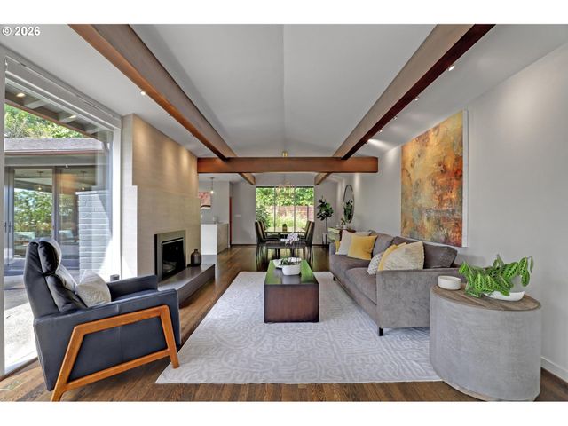 3619 Sw 50TH Ave, Portland, OR 97221