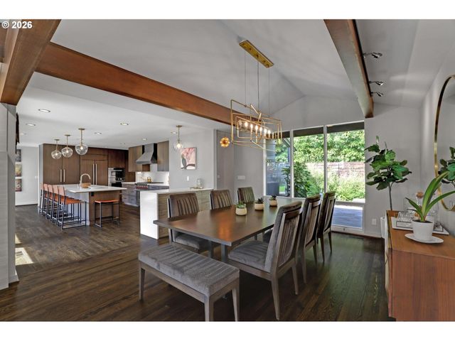 3619 Sw 50TH Ave, Portland, OR 97221