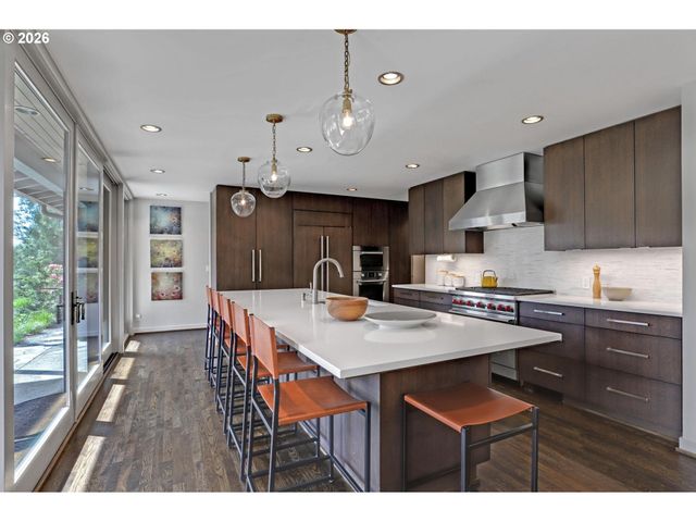 3619 Sw 50TH Ave, Portland, OR 97221